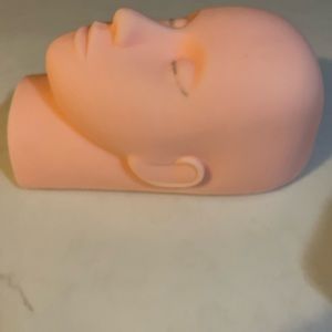 Eyelash Extension Mannequin